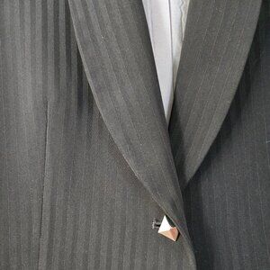 Tahari Black Suit, size 10